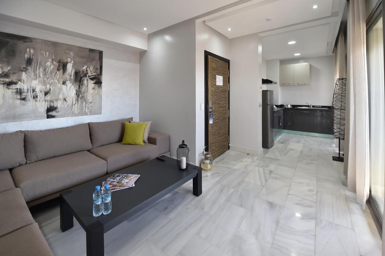Le Yacht Suites Hotel Casablanca Exterior photo